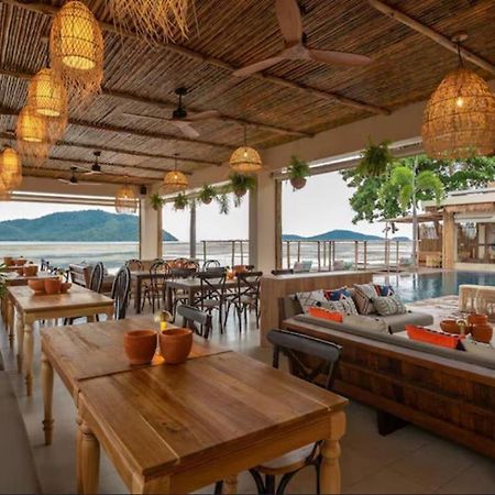 Poppy Beachfront Residence Rawai Екстер'єр фото