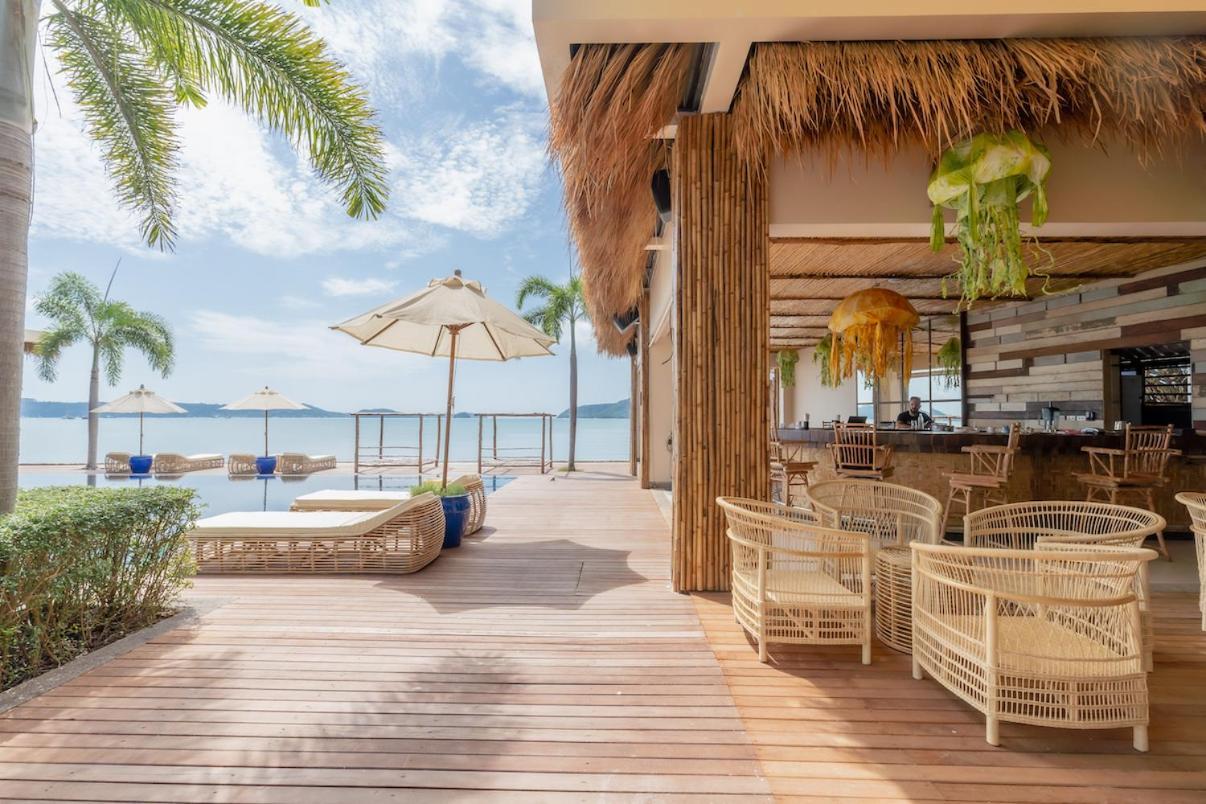 Poppy Beachfront Residence Rawai Номер фото