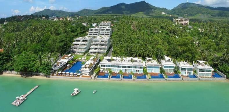Poppy Beachfront Residence Rawai Екстер'єр фото